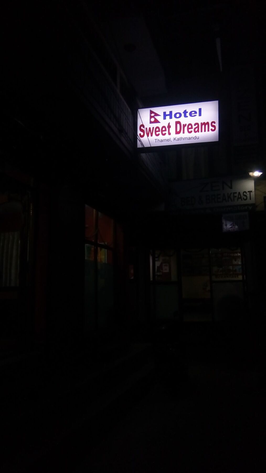 Hotel Sweet Dreams Kathmandu Bagian luar foto
