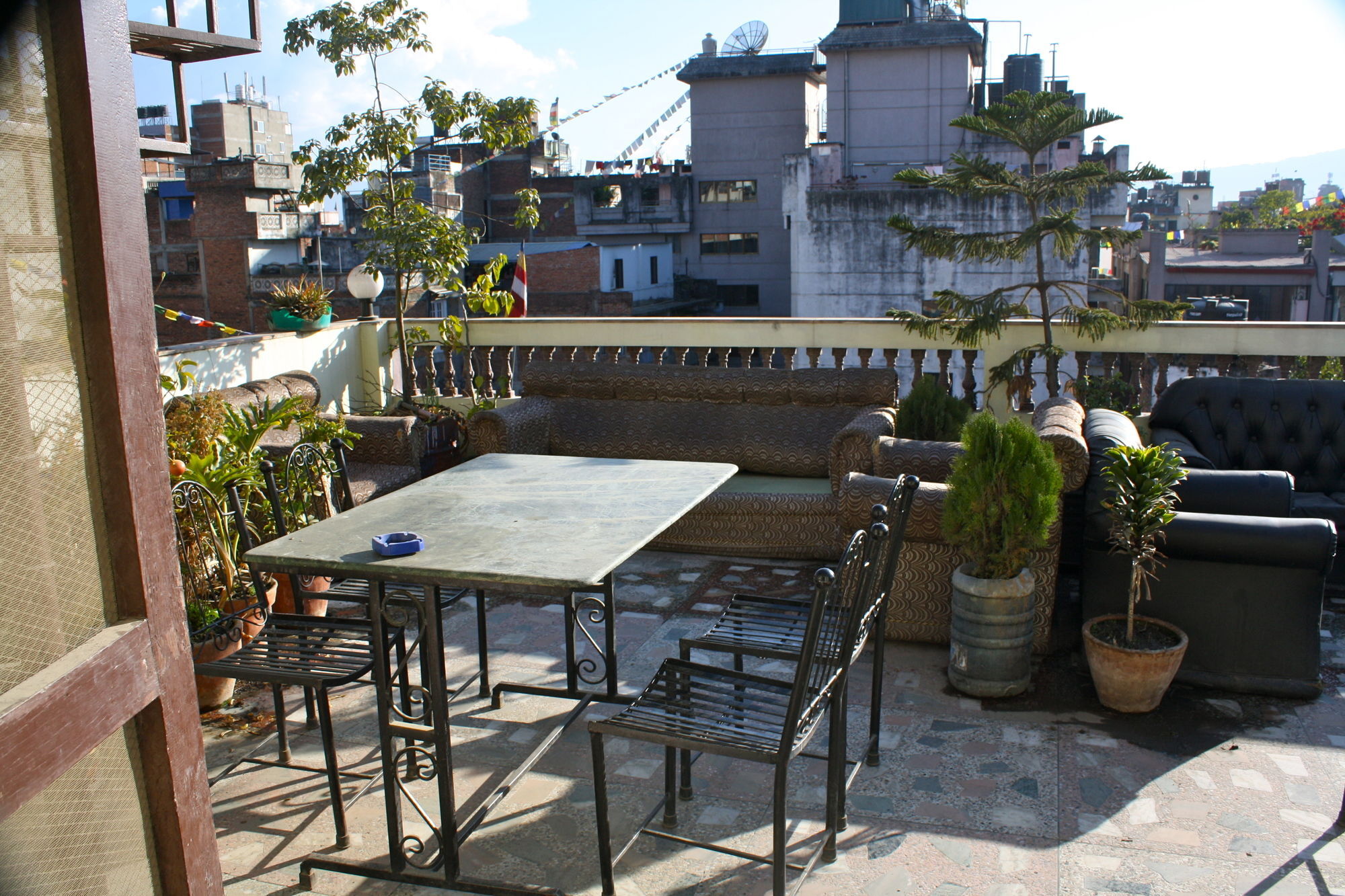 Hotel Sweet Dreams Kathmandu Bagian luar foto